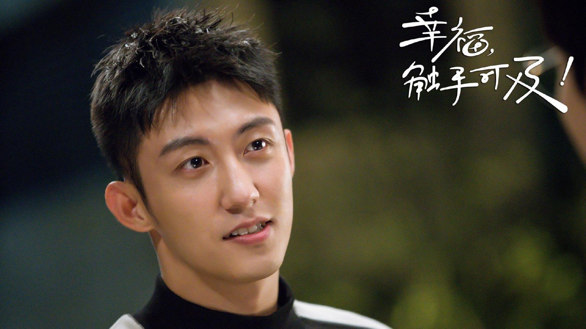 乐鱼体育登录-法甲VAR技术融合自然语言处理优化争议判罚说明机制