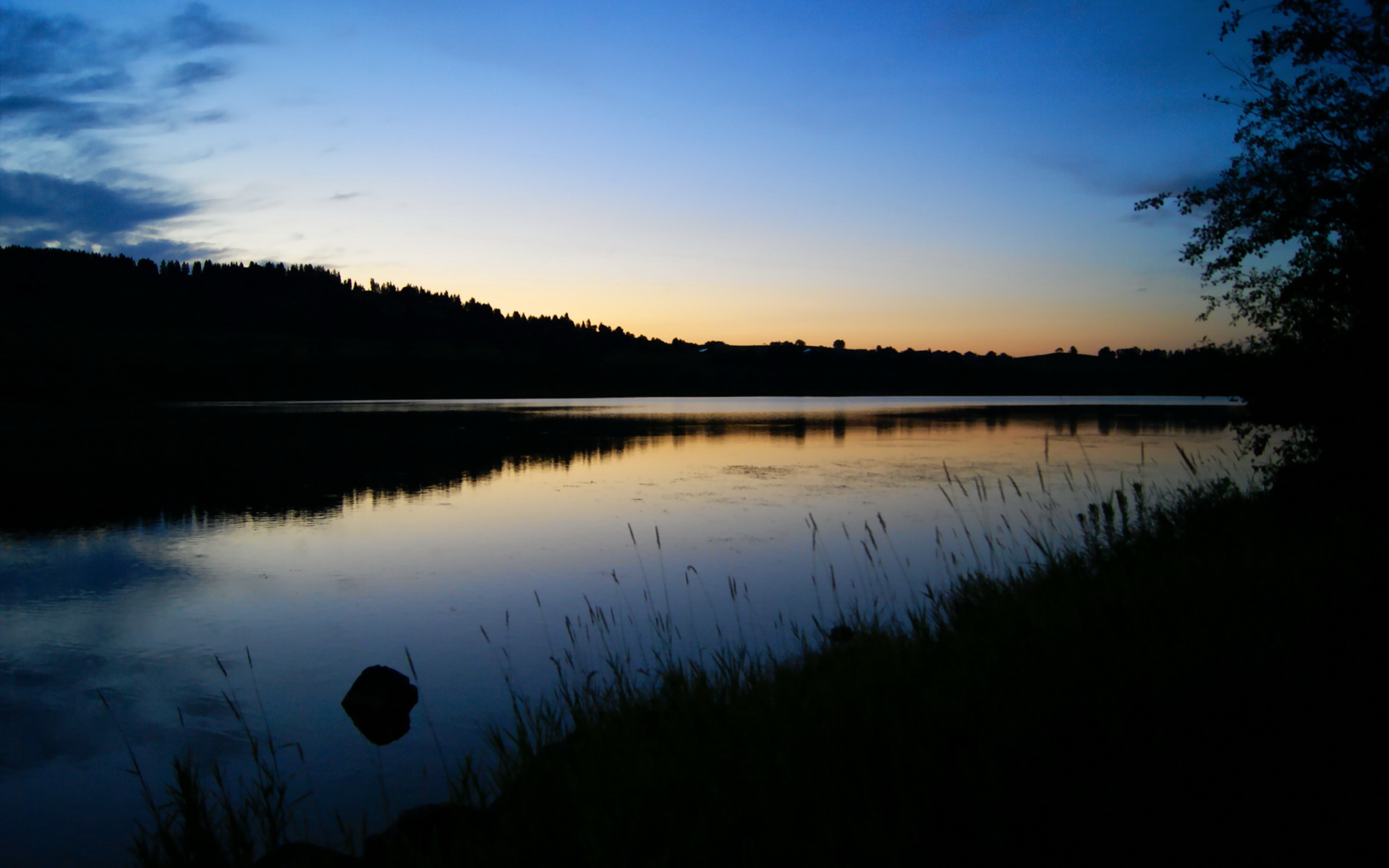 国家队缺乏二线替补深度