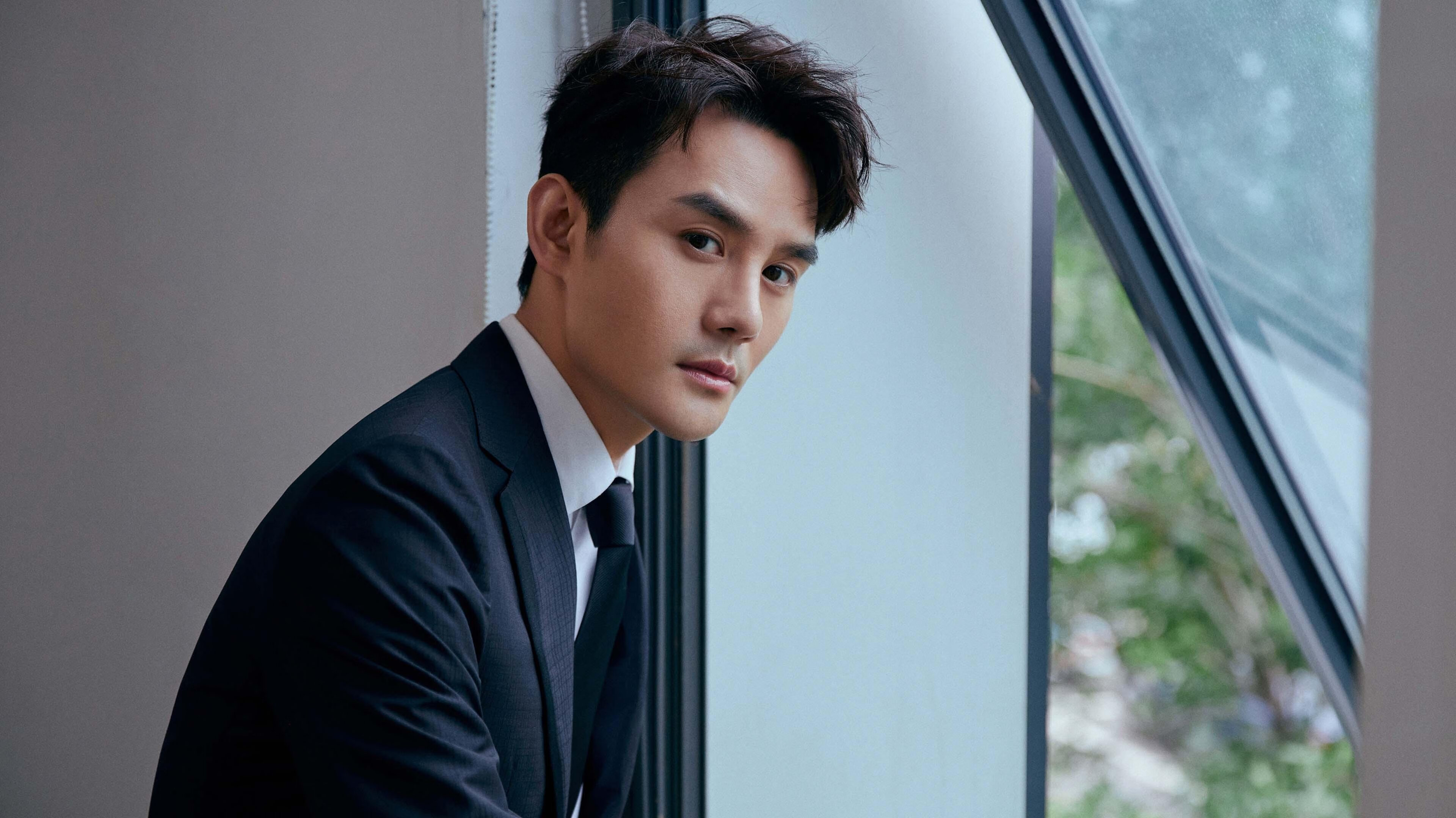 76人球队文化墙正式揭幕展示历史荣誉，76人队图案