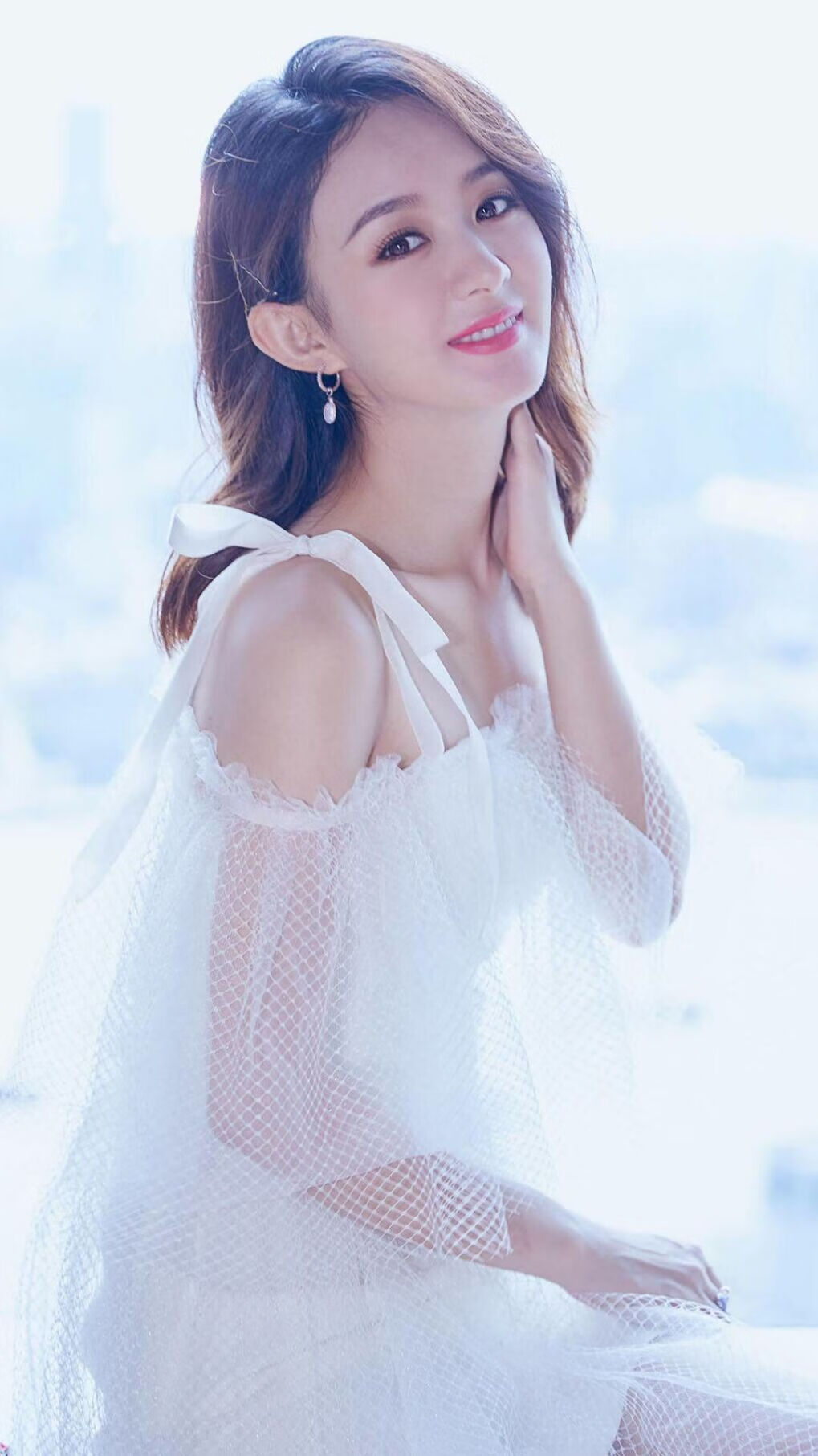 退役运动员担任特邀教练传授实战经验激励后辈努力训练，退役运动员当教练